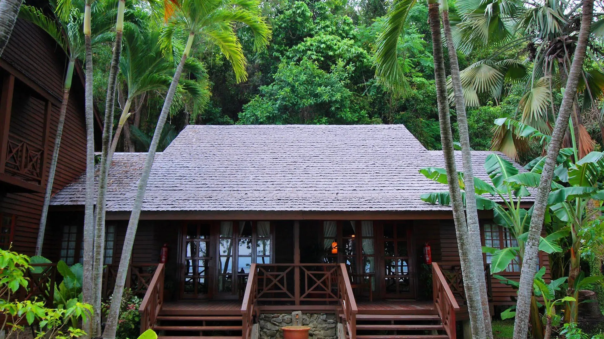 Sutera Sanctuary Lodges At Manukan Island Kota Kinabalu 4*,