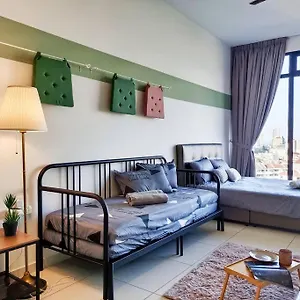 https://2br-luxury-rooftop-swimming-pook-homestaygeorgetown10pax.georgetown-hotels.org